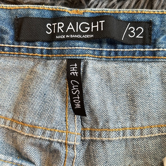 Men’s Ripped Jeans - Picture 2 of 2